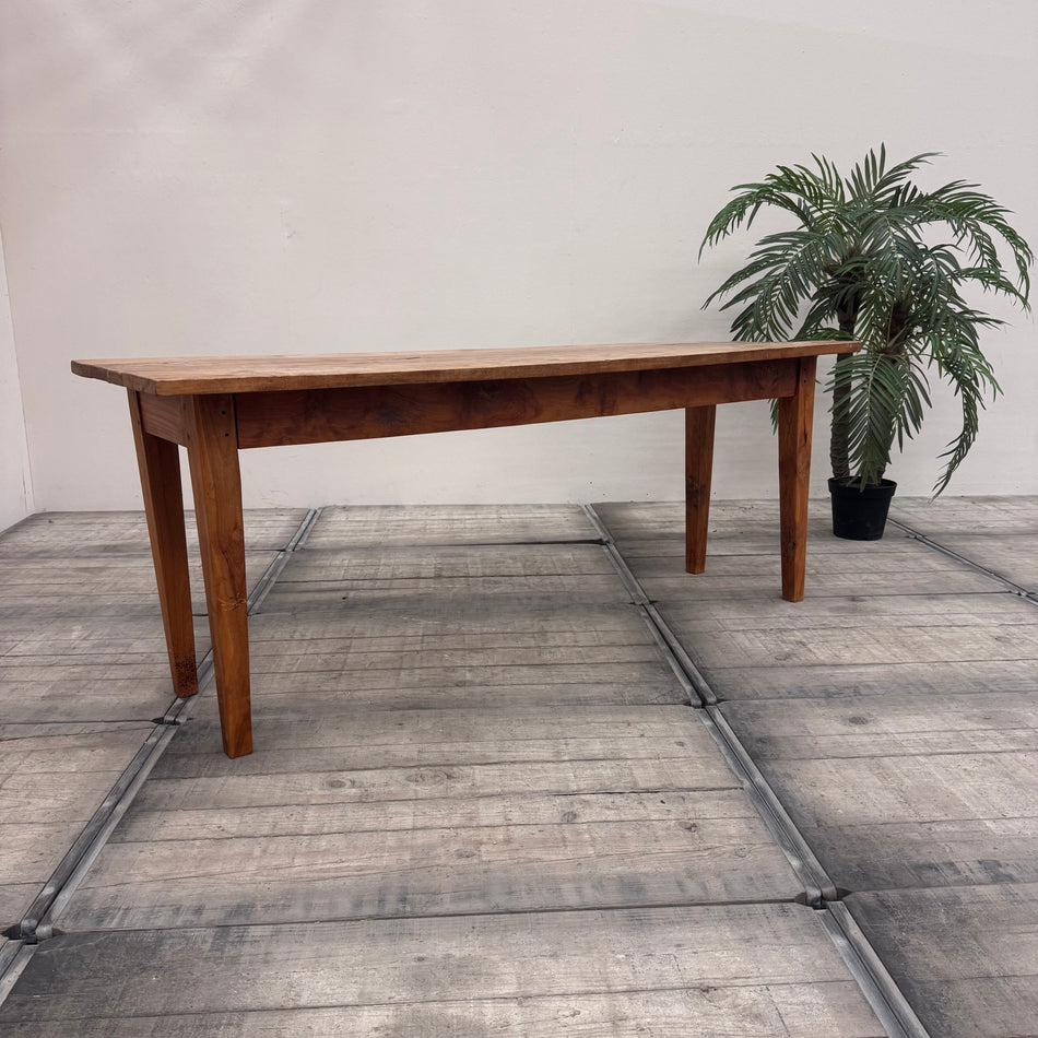 Rustikaler Esstisch Akazienholz Massivholz Vintage Tisch aus Villen-Bestand Gebraucht