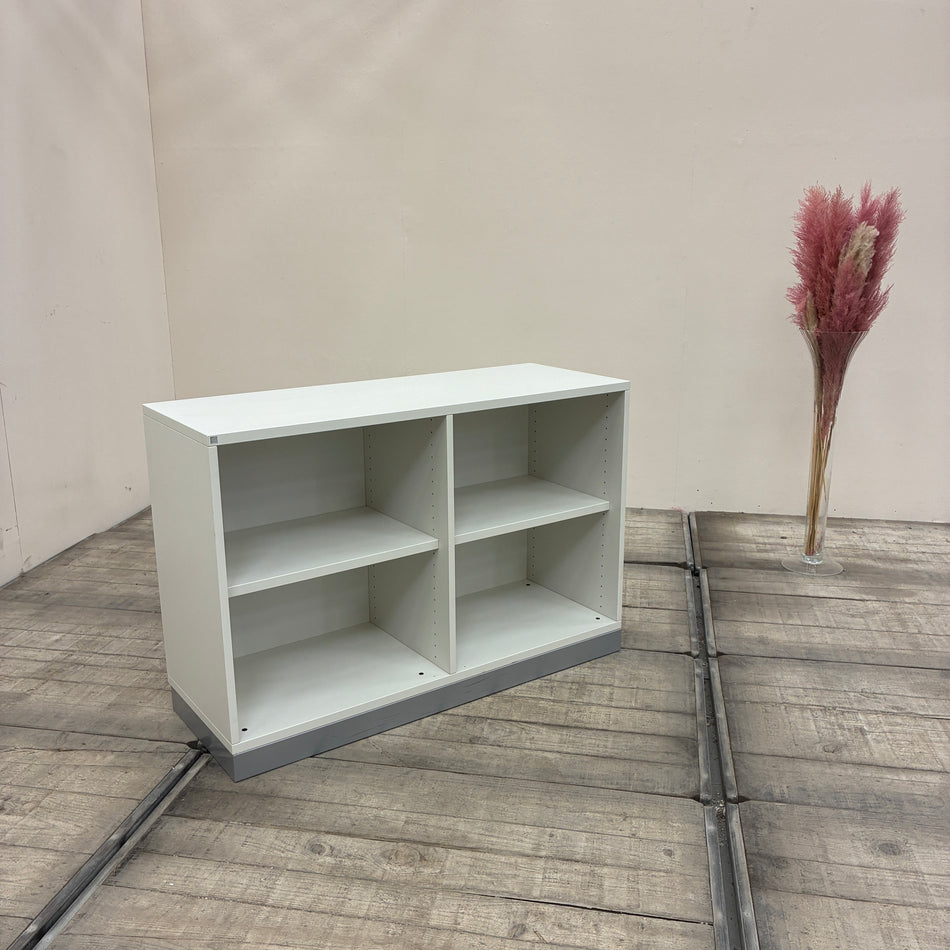 fm Sideboard 2OH 2 Einlegeböden Regal Weiß Holz Büro Gebraucht