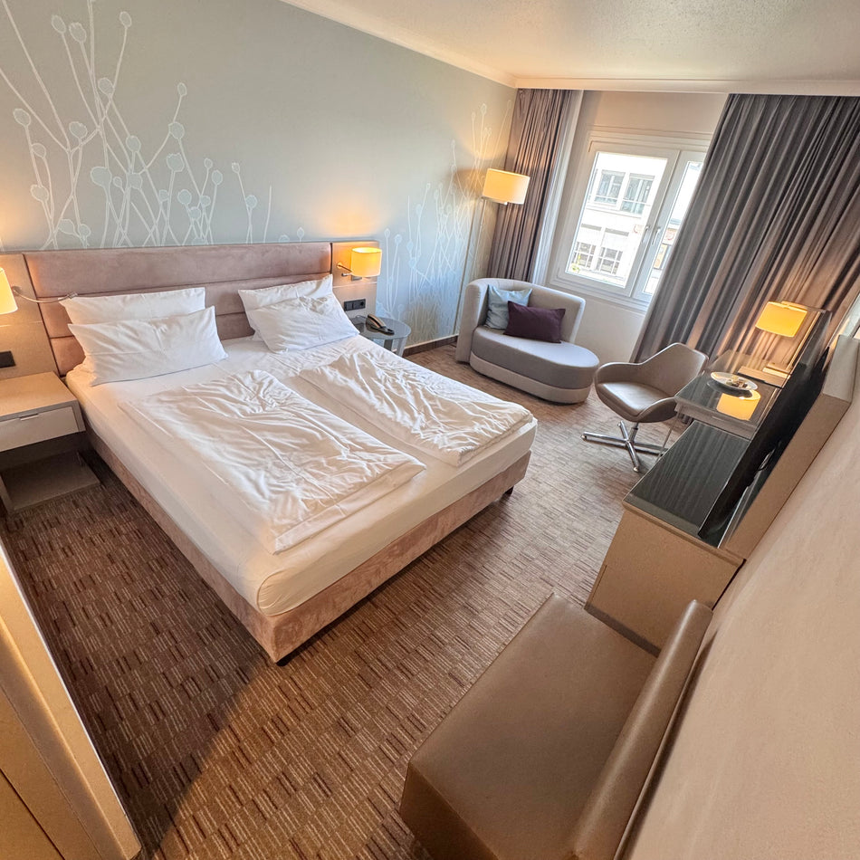 Komplettes Zimmer Crowne Plaza Berlin
