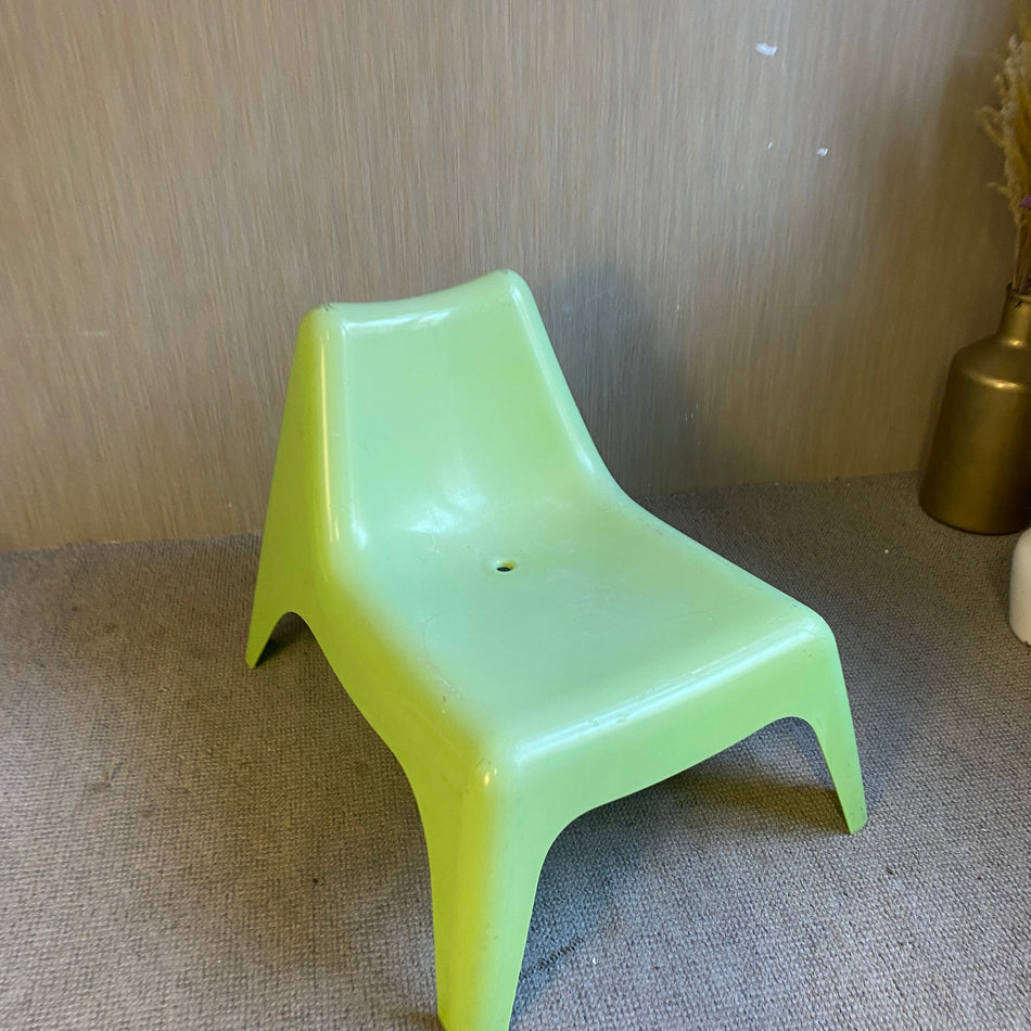 Ikea IKEA PS Vagö Lounge Chair grün Kunststoff Thomas Sandell Design gebraucht Stuhl