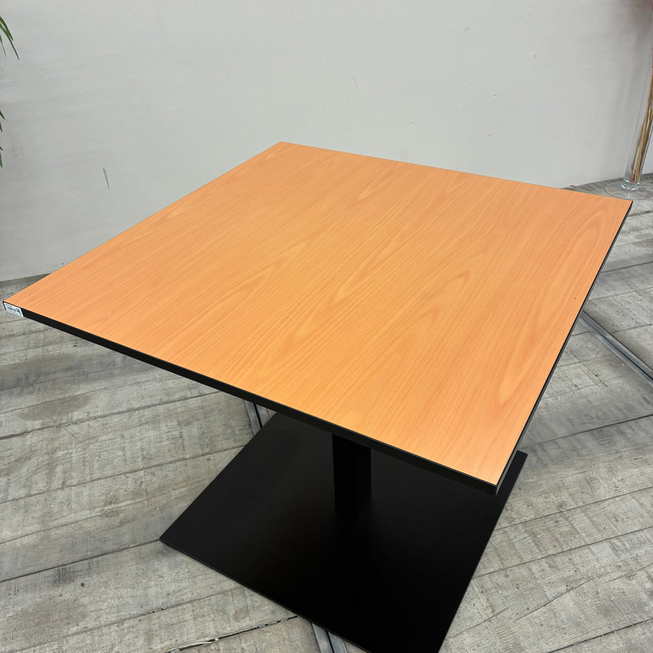 Büro Tisch Holz Schwarz Holz Quadratisch Mit Tellerfuß Tisch Gebraucht