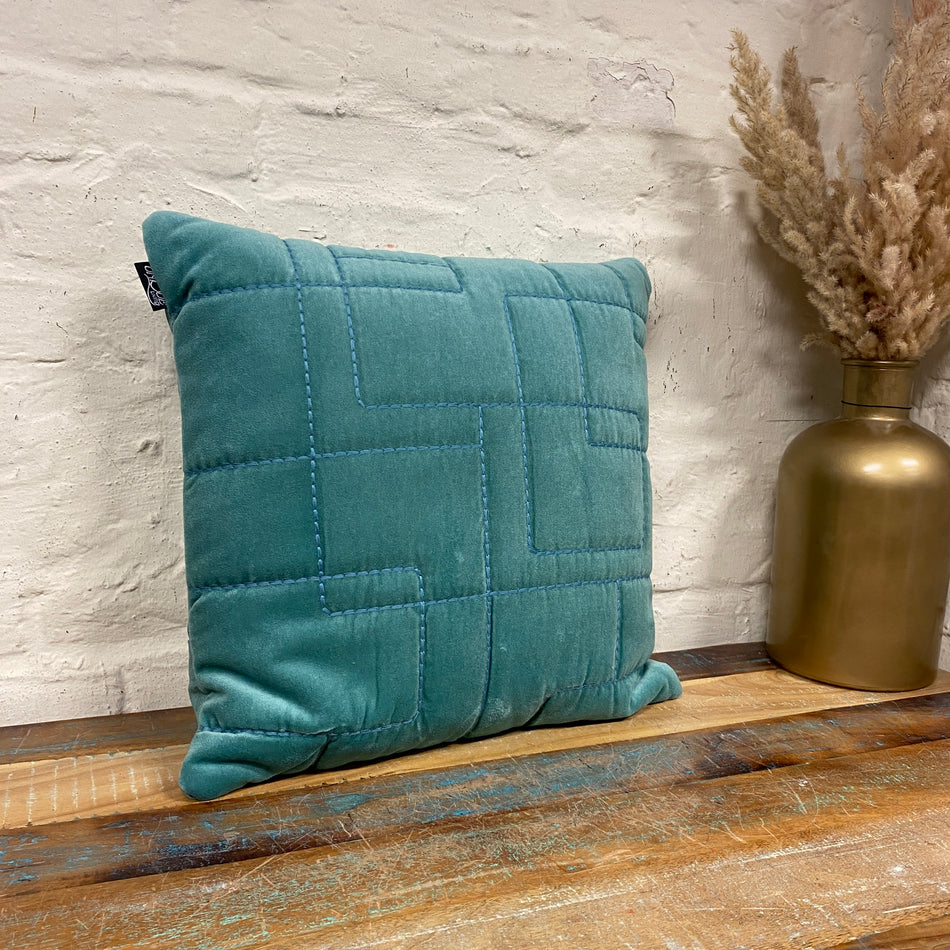 Unique Living Nika Zierkissen türkis blau gesteppt Dekokissen 45x45 Neuware