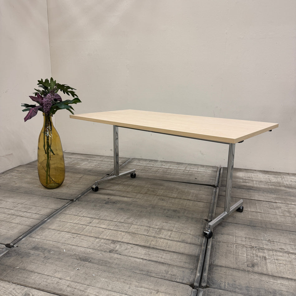 Brunner Torino  Bürotisch Schreibtisch Mobil Natur Ahorn Chrom Metall Rollen Tisch Gebraucht