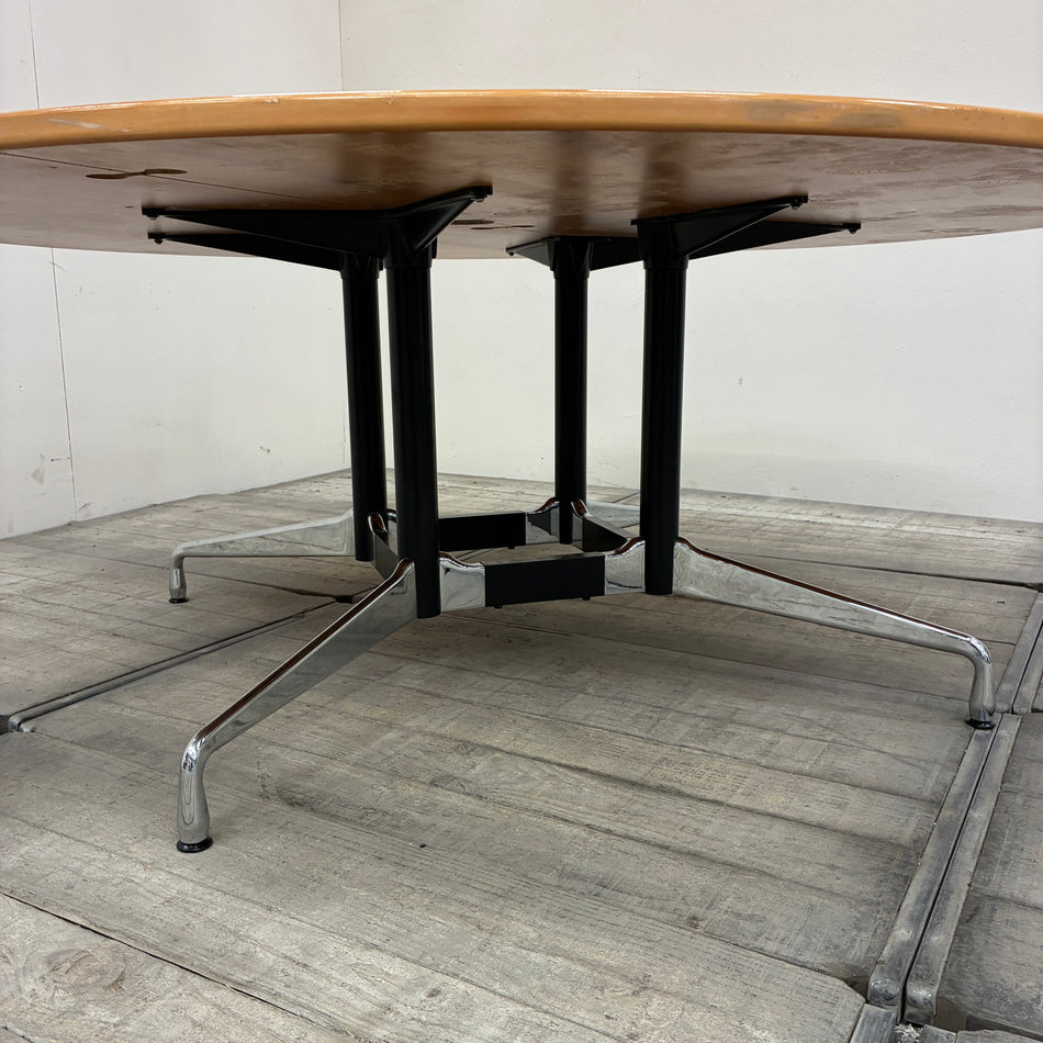Vitra Segmented Table Konferenztisch Rund Kabeldurchlass 183cm Holz Chrom Tisch Gebraucht