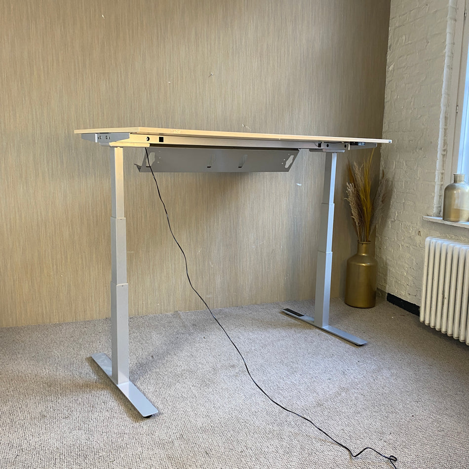 K+N Schreibtisch gebraucht elektrisch höhenverstellbar 160x80 Tisch