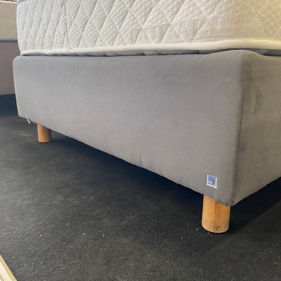 FBF Boxspringbett gebraucht grau 100x200 inkl Matratze