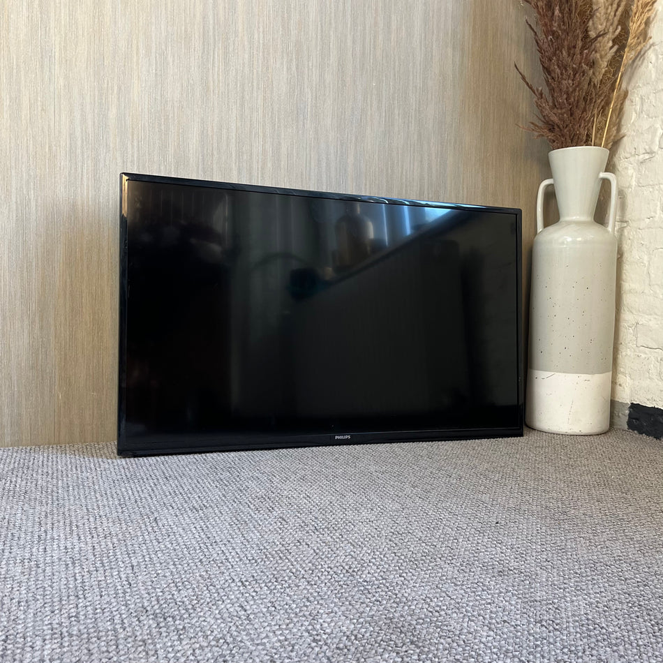 Philips TV LED-Fernseher 40HFL2819D/12 gebraucht Schwarz mit Wandhalter