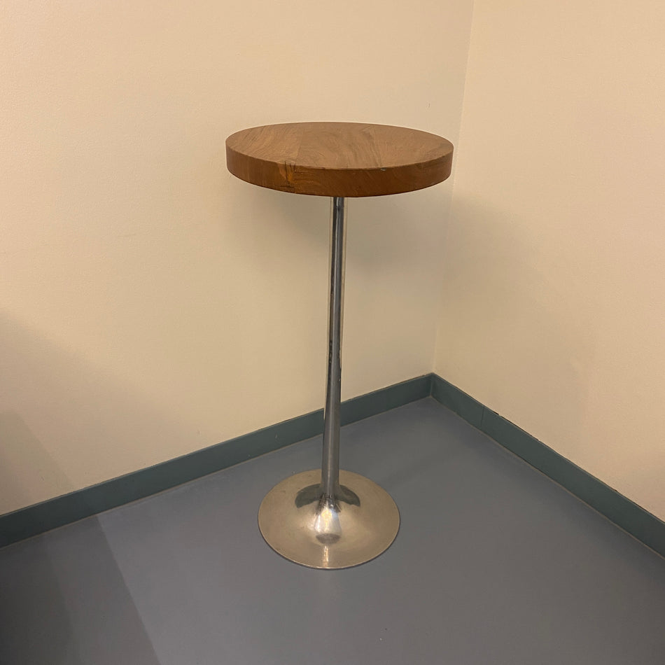 Minimalistischer Stehtisch gebraucht Massivholz Teak 105cm Tisch Industrial