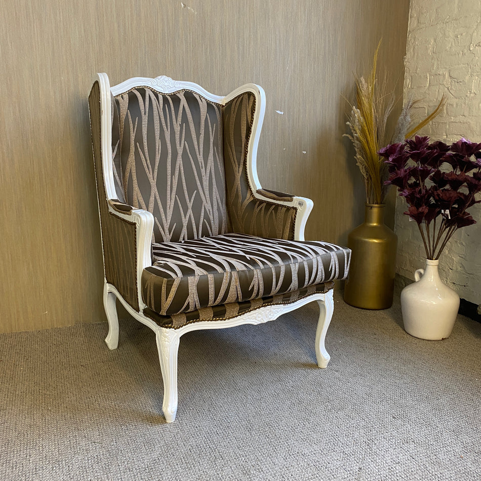 Eleganter Barock Ohrensessel in Weiß & Braun Vintage Polstersessel im Stil Louis XV gebraucht