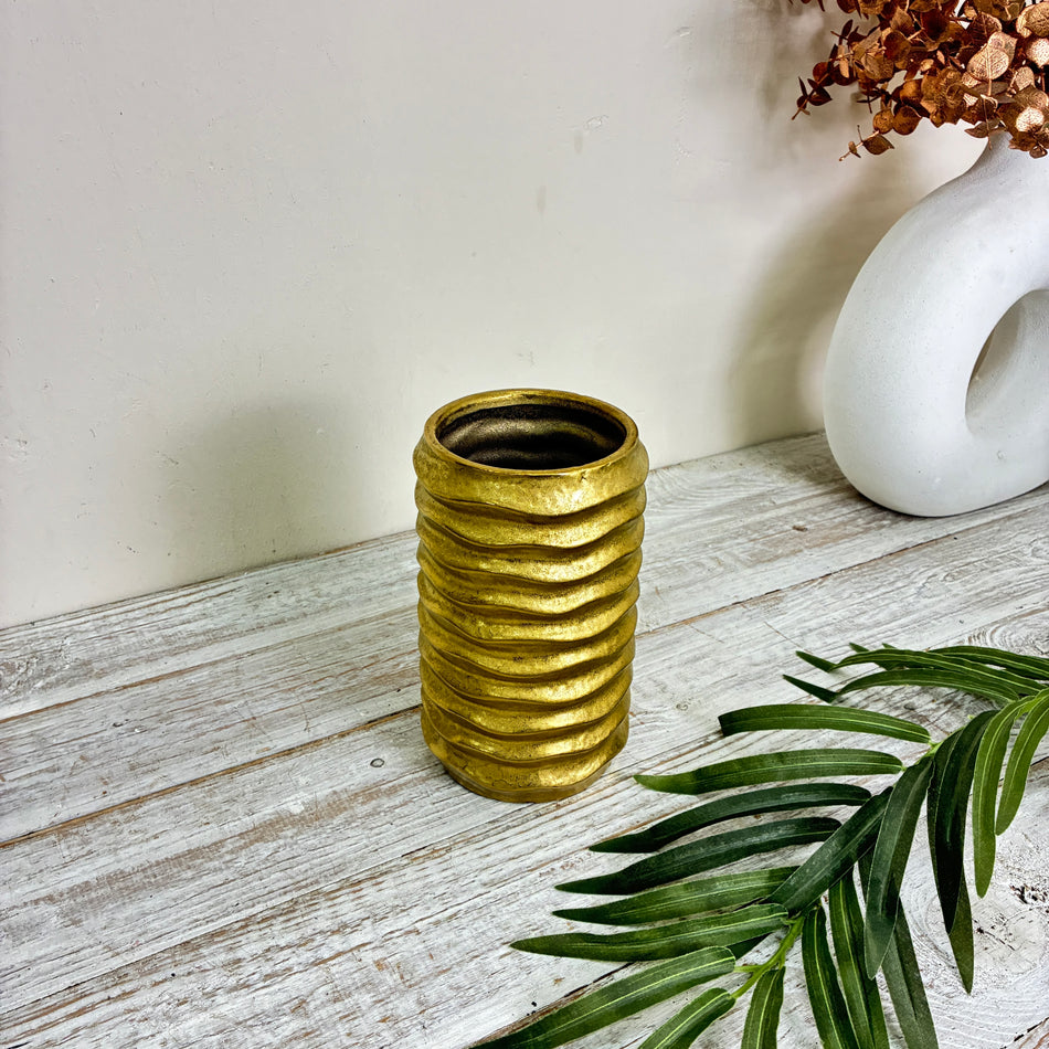PTMD Lodas Blumentopf Gold Vase Strukturierte Rillenform Deko