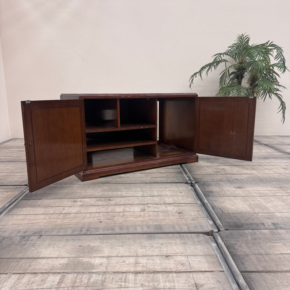 Exklusive Kommode Wurzelholz mit feinen Intarsien Sideboard Stilmöbel