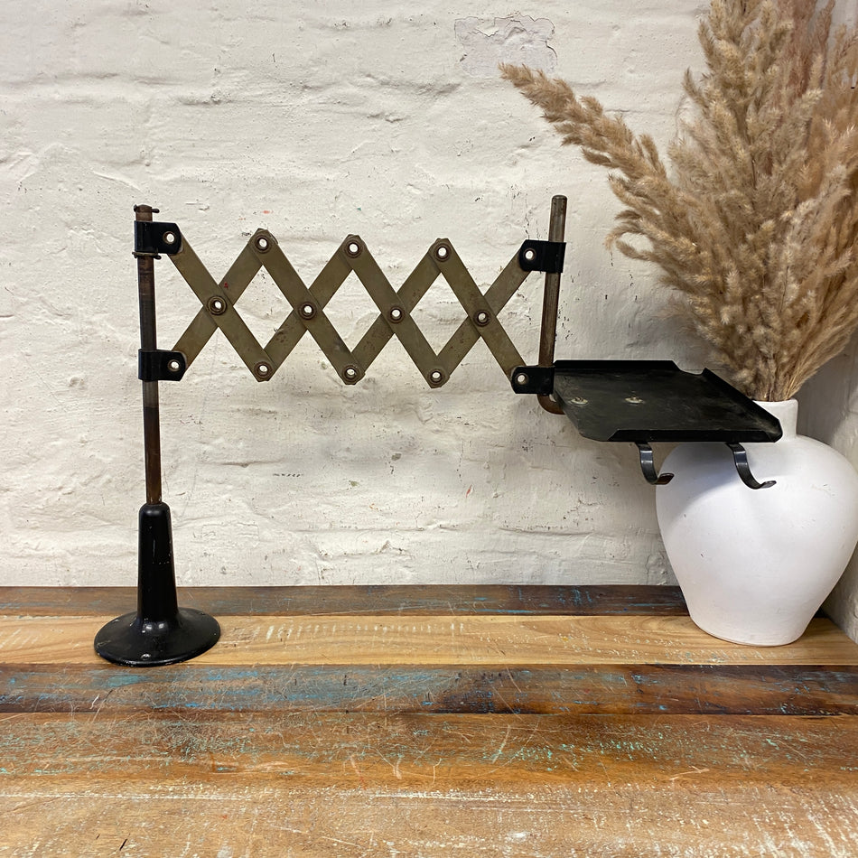 Tischhalterung antik für Wählscheibentelefon 20 Jh.