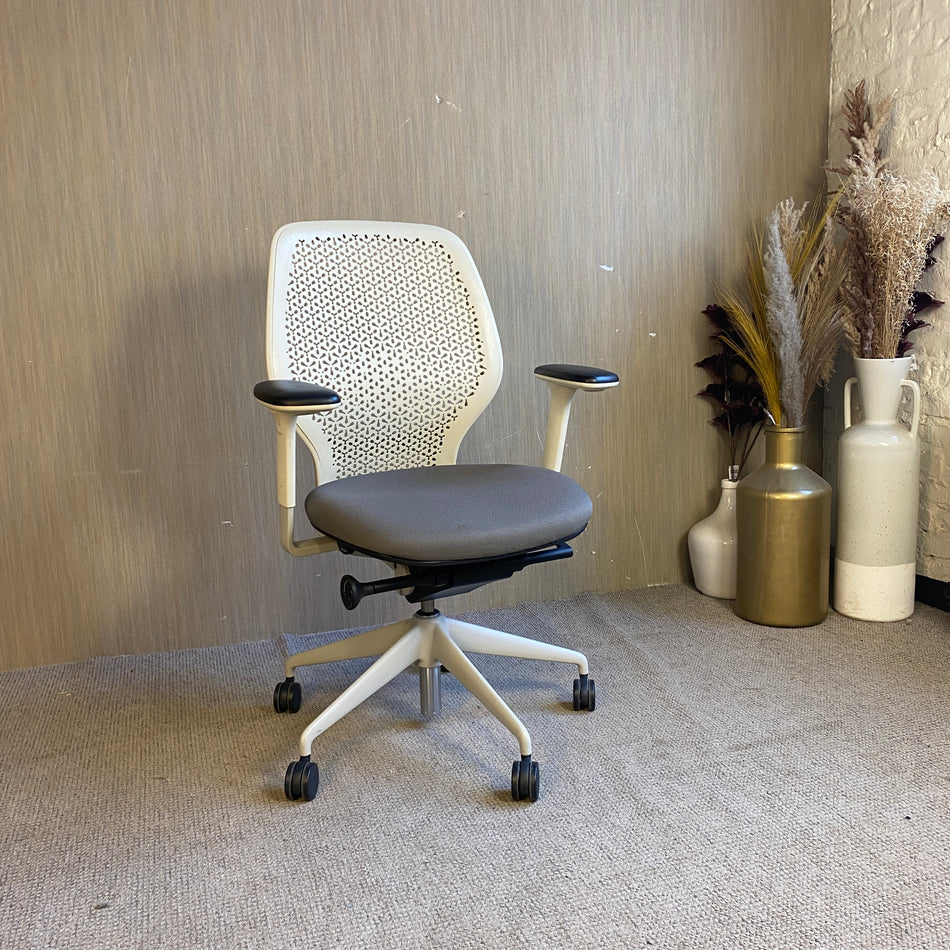 Orangebox Astra Task Drehstuhl grau Bürodrehstuhl gebraucht Stuhl