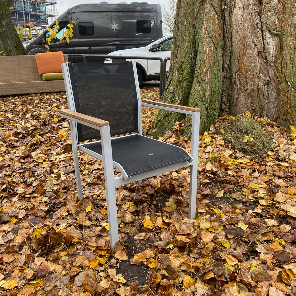 Gartenstuhl Aluminium mit Textilene-Sitz & Holzarmlehnen – stapelbarer Outdoor Stuhl – gebraucht