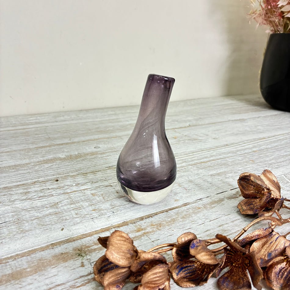 Kleine Glasvase Tropfenvase Flaschenform Rauchglas Lila Vase Gebraucht