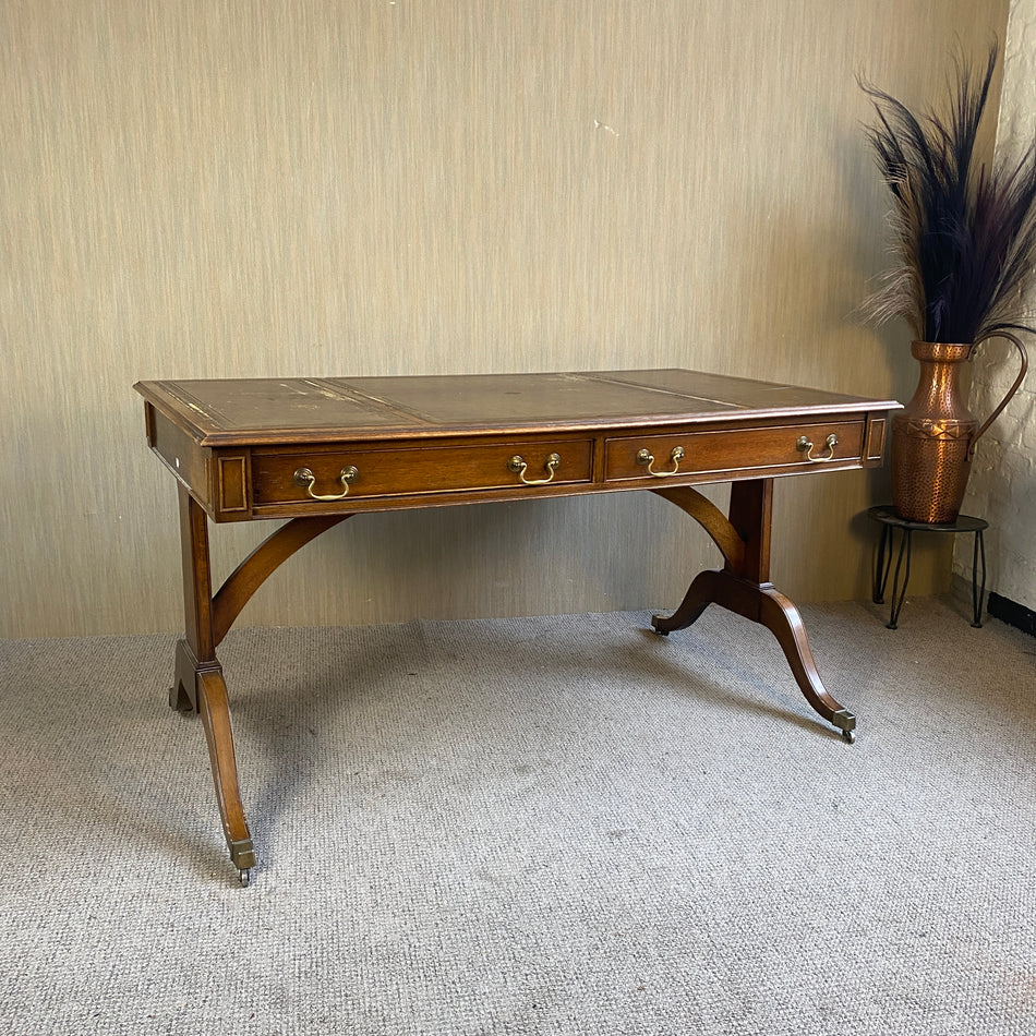 Englischer Schreibtisch antik Mahagoni Holz 20 Jh. Tisch
