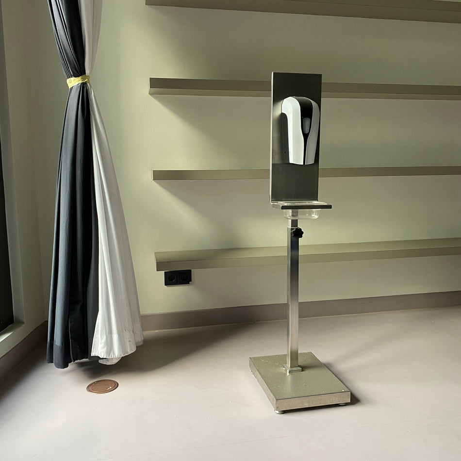 Vega Desinfektionsmittelspender mit Schale höhenverstellbar