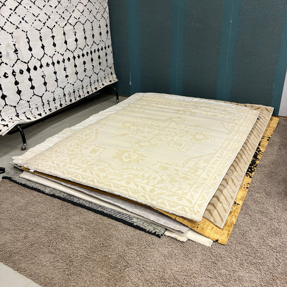 Eleganter Teppich in Creme mit Muster – Neuware – 150 x 210cm