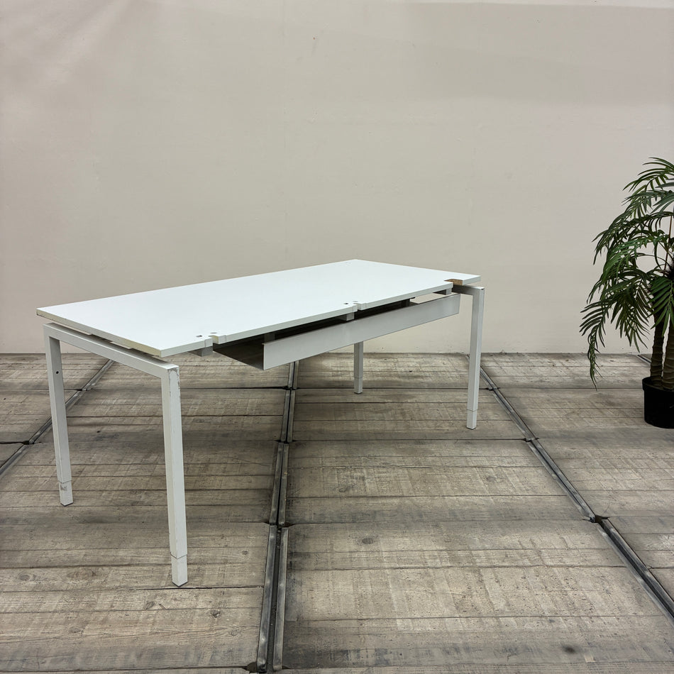 PLANMÖBEL Manuell höhenverstellbarer Schreibtisch Weiß 180x78cm Bürotisch Gebraucht