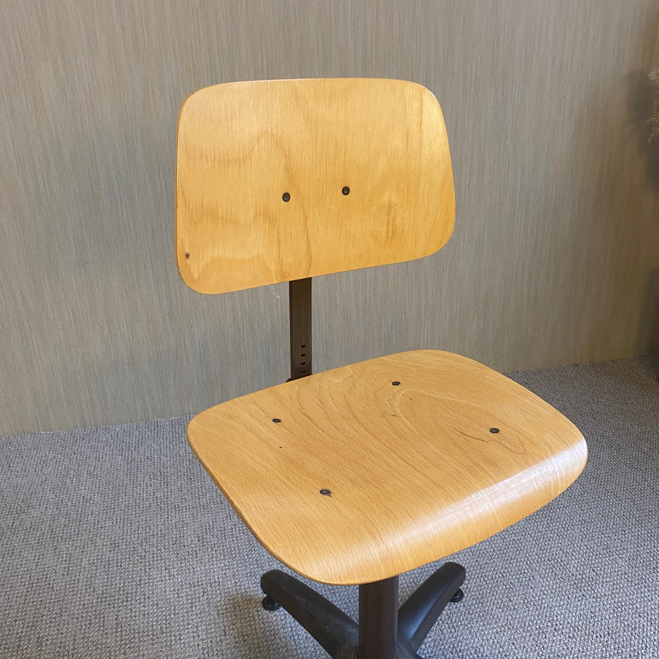 Bürodrehstuhl gebraucht Eiche Multiplex höhenverstellbar Stuhl