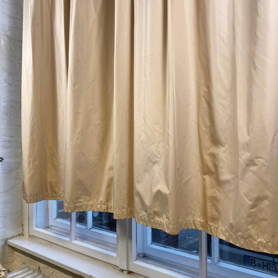 Gardine Vorhang Verdunkler gebraucht 225x160 cremebeige glänzend