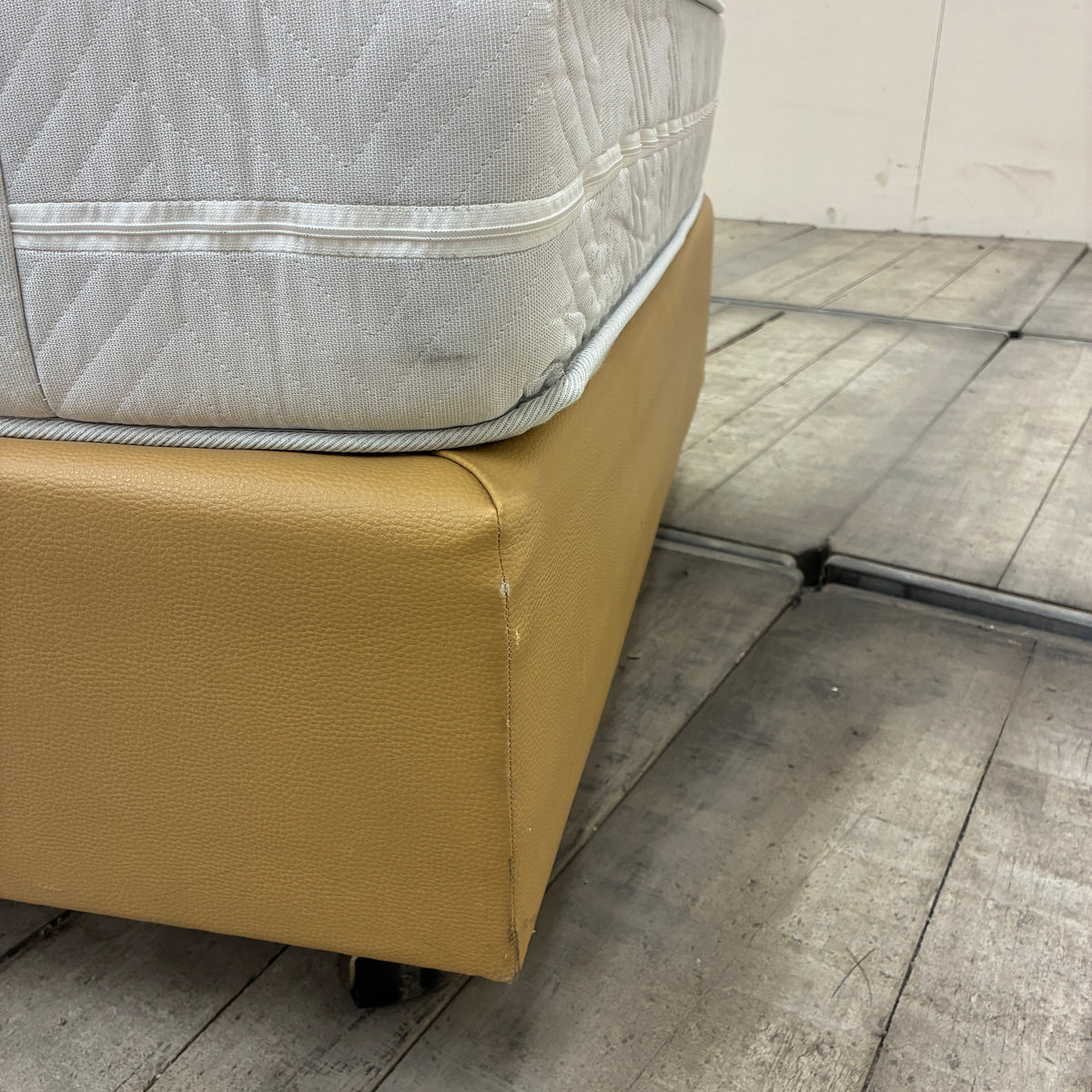 FBF Boxspringbett 90x200 Beige inkl Federkern Matratze Bett Gebraucht