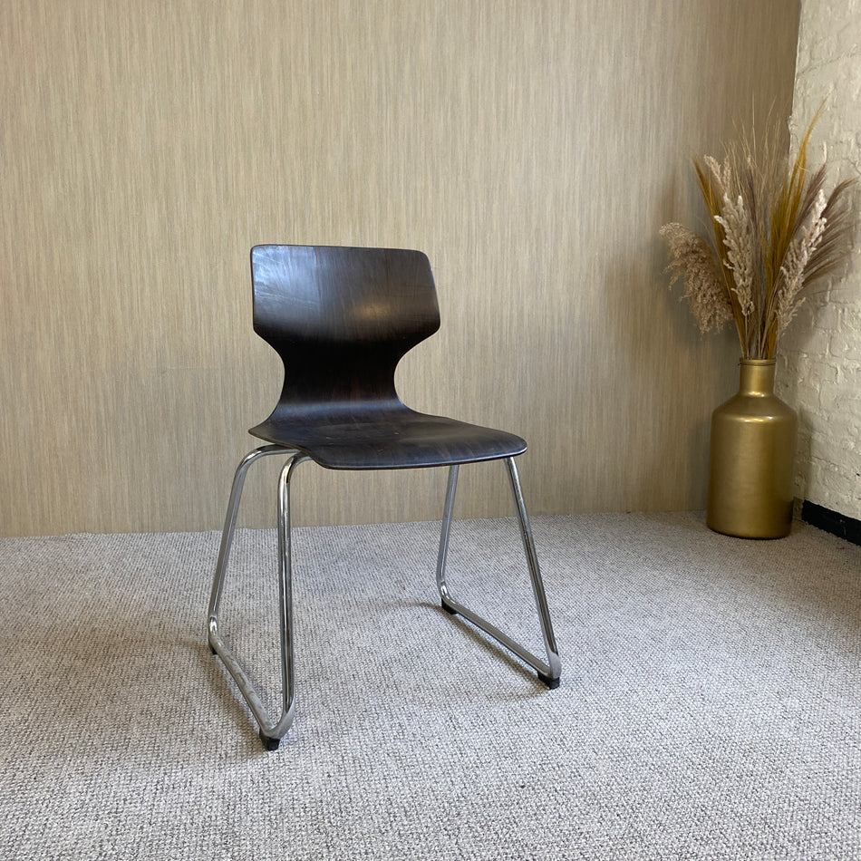 Designer Flötotto Pagholz Stuhl vintage Chrom Schichtholz Kufen Stapelstuhl
