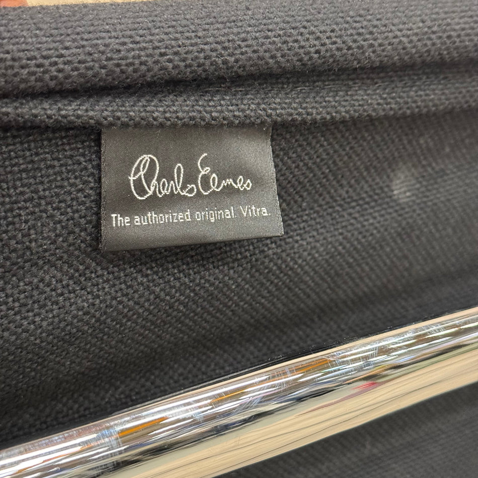 Vitra Original Eames Alu Chair EA 108 Schwarz Hopsack Armlehnen Drehstuhl Design Stuhl Gebraucht