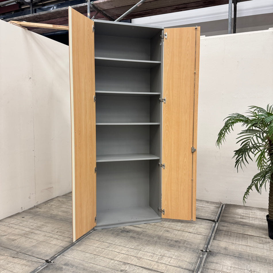 Office furniture 030
