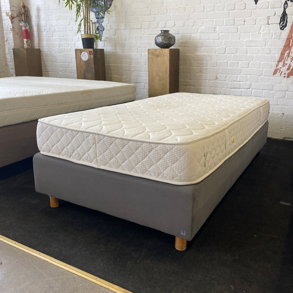 FBF Boxspringbett gebraucht grau 100x200 inkl Matratze