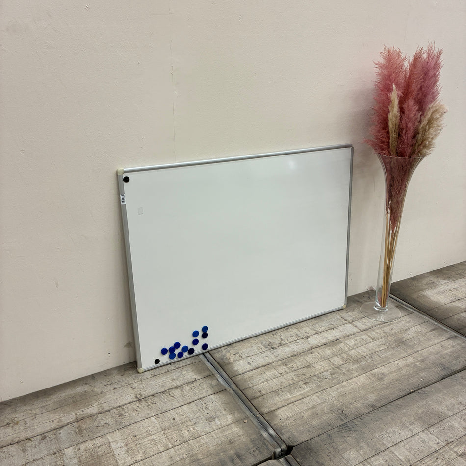Office furniture 045