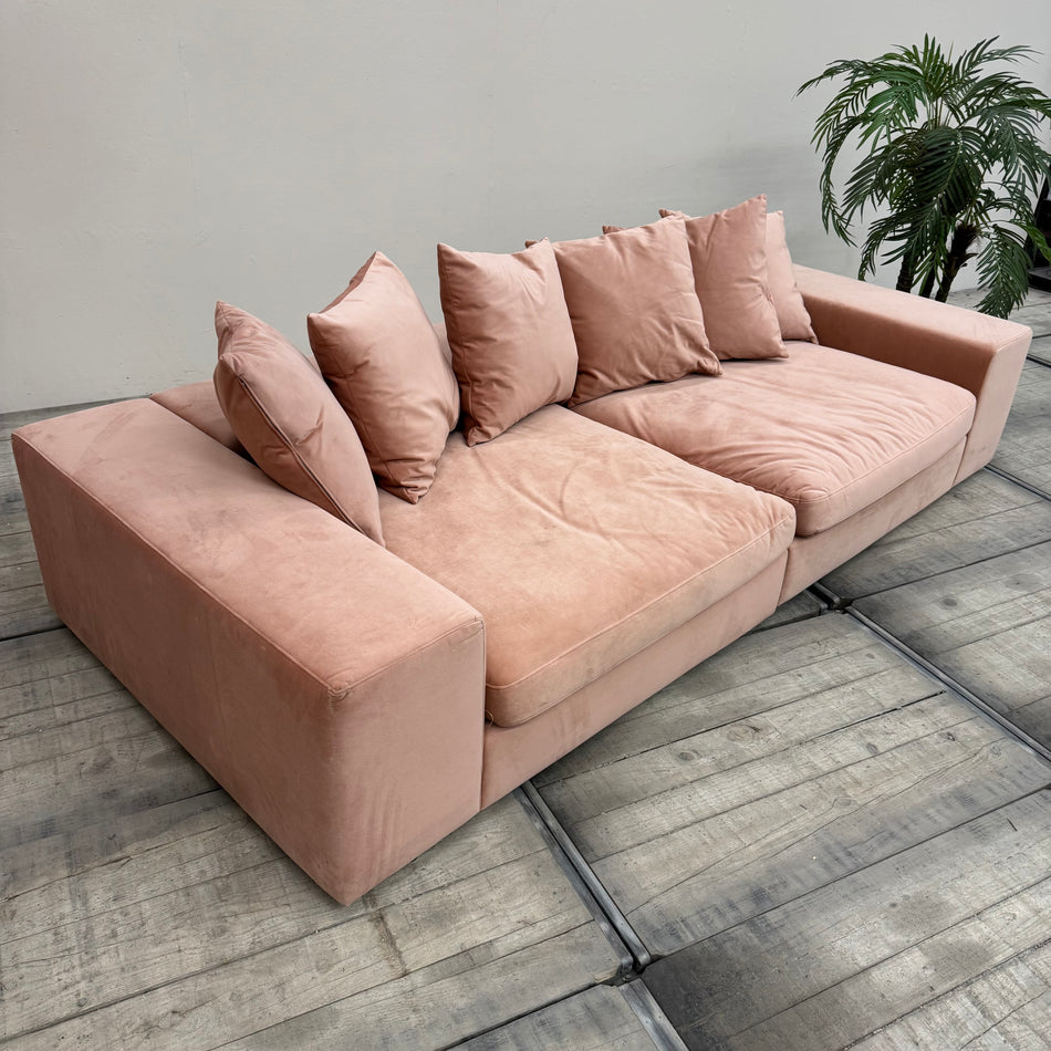 Designer Sofa Samt Rosa 4-Sitzer Altrosa Lounge Sofa Couch