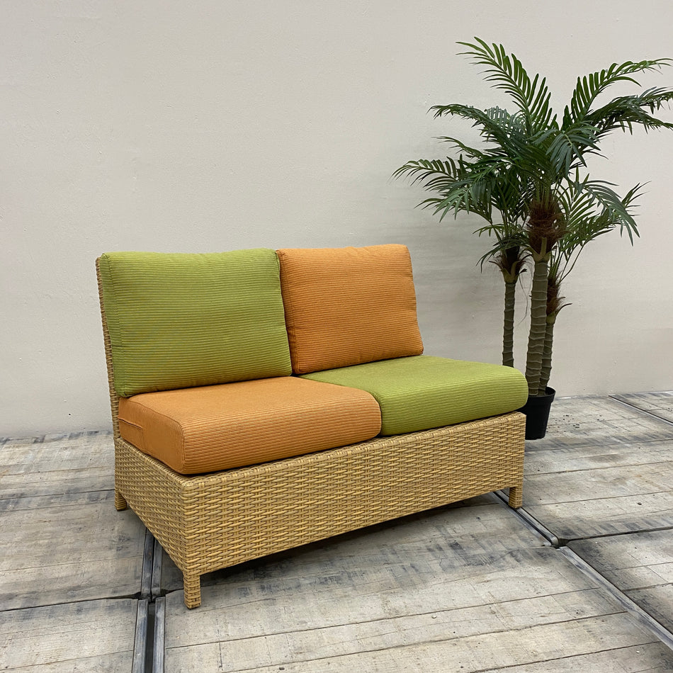 Rattan Sofa 2 Sitzer Hell Orange Grün Outdoor Gebraucht