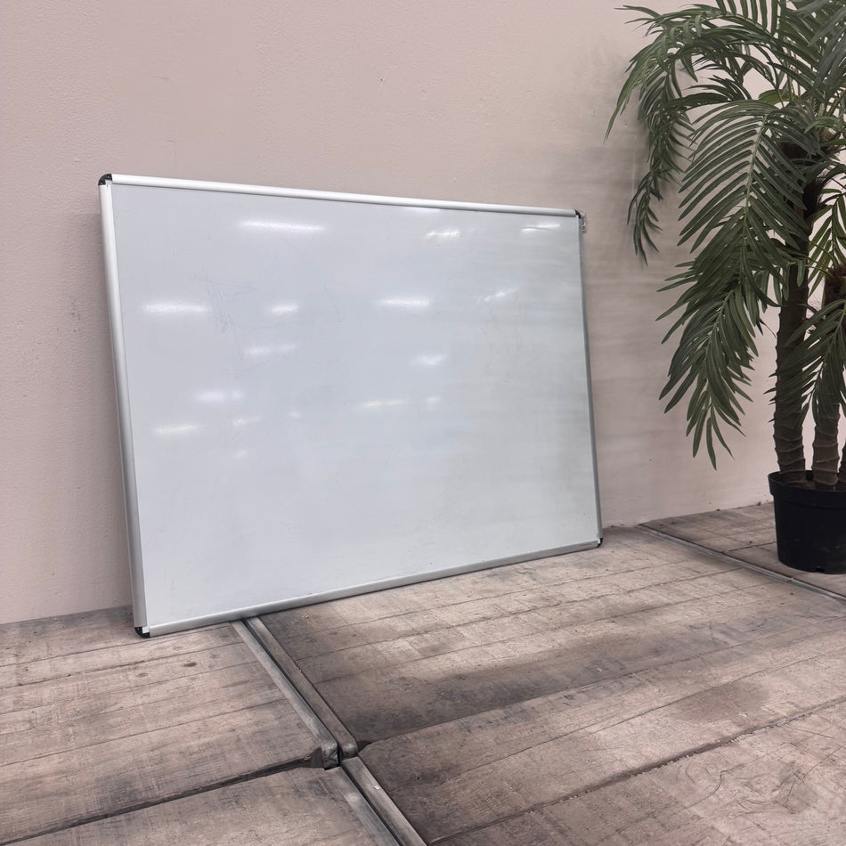 Whiteboard 100x150 Schreibtafel Weiß Metallrahmen Magnetisch Bürobedarf Gebraucht