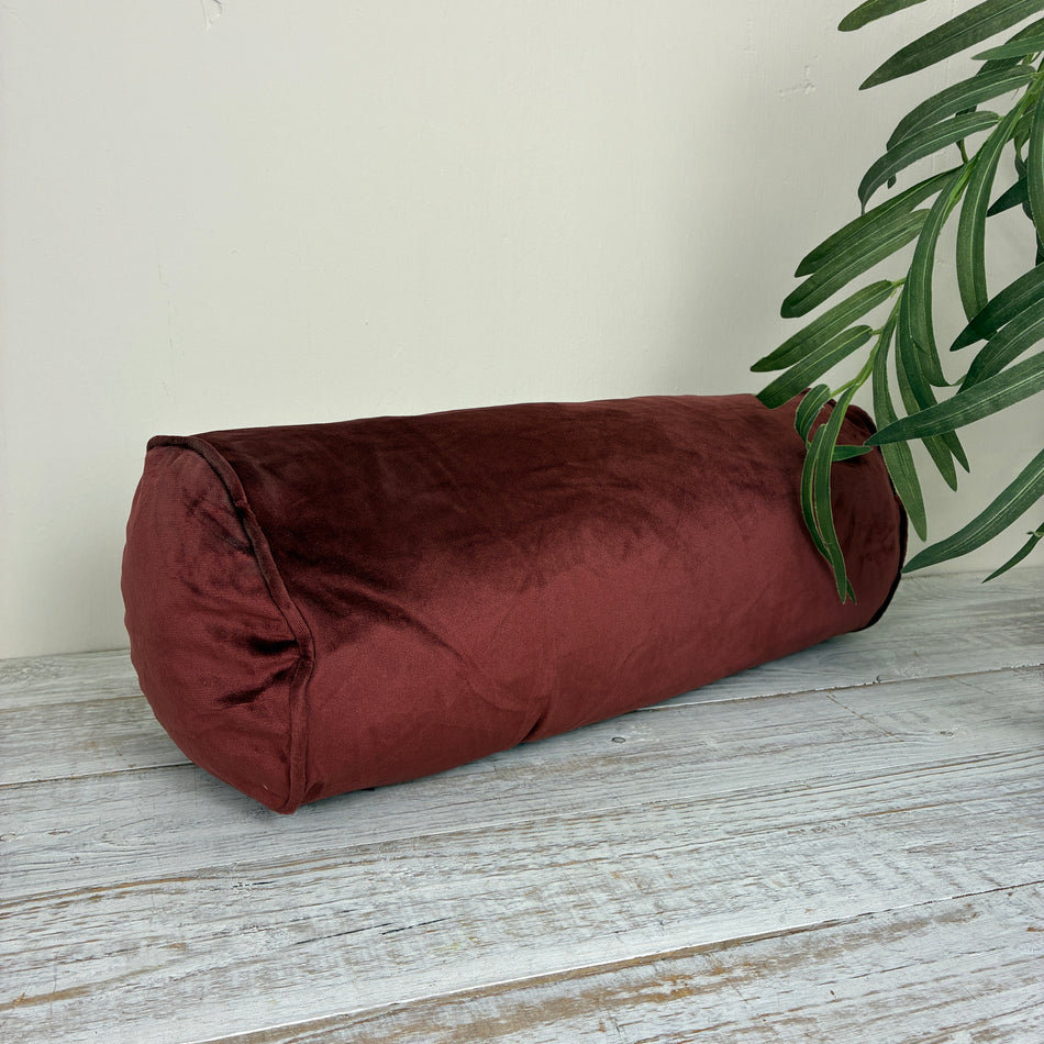 Unique Living Silia Nackenrolle Kissen Samt Bordeaux Rot
