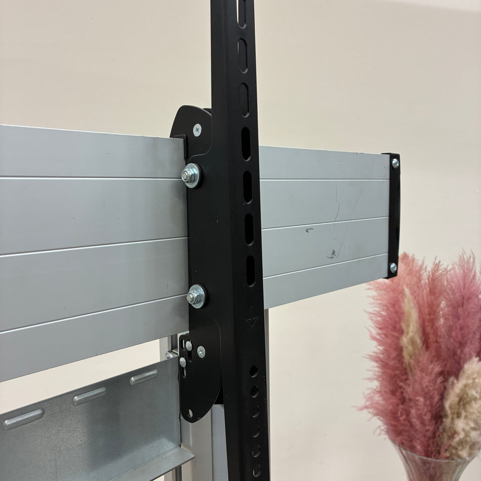VESA TV Ständer Mobil Aluminium Mobil Höhenverstellbar  Gebraucht