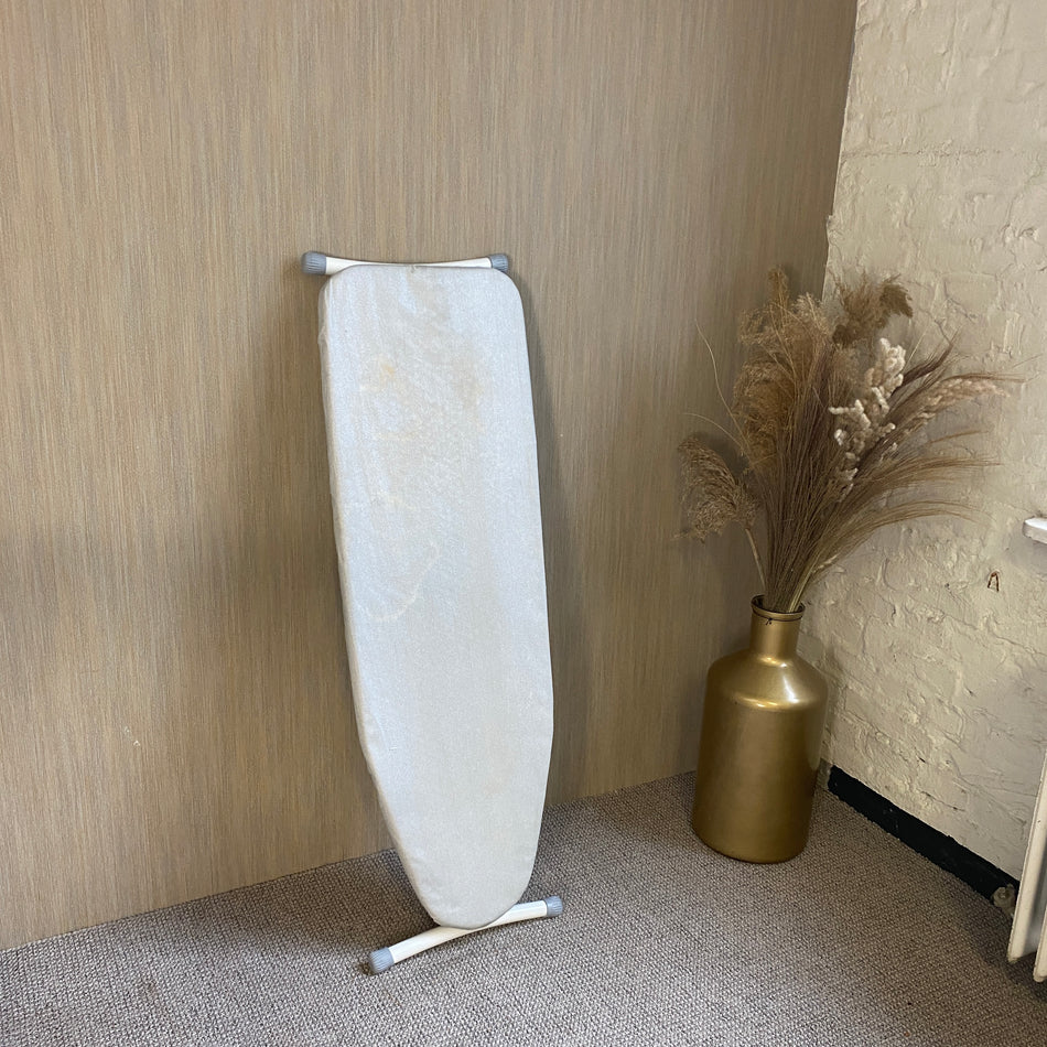Bügelbrett gebraucht grau 113cm