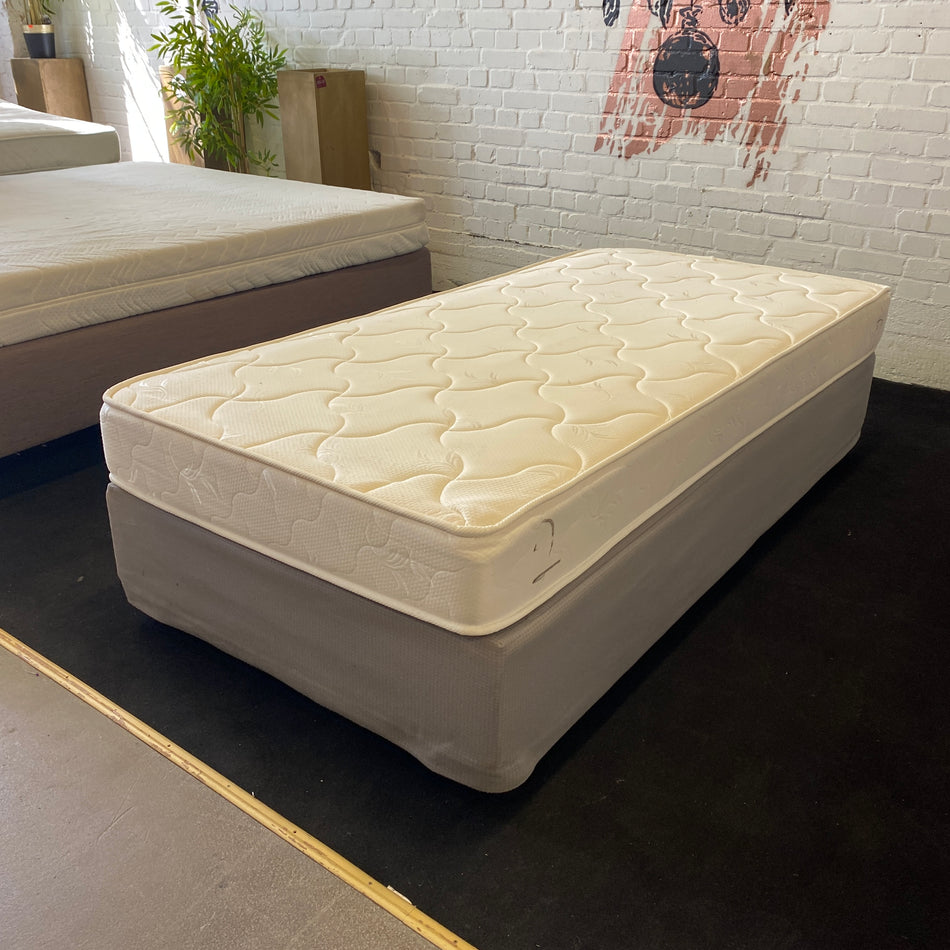 Einzelbett gebraucht 100x200 inkl Matratze grau Boxspringbett Bett
