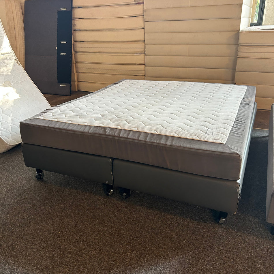 Boxspringbett gebraucht 180x200 inkl. Matratze Doppelbett