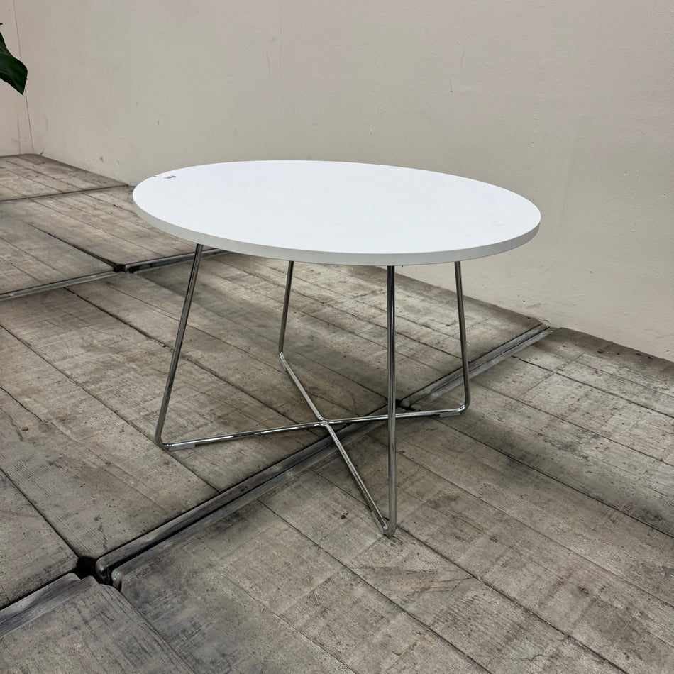 Runder Beistelltisch Loungetisch mit Chromgestell Couchtisch Tisch Gebraucht