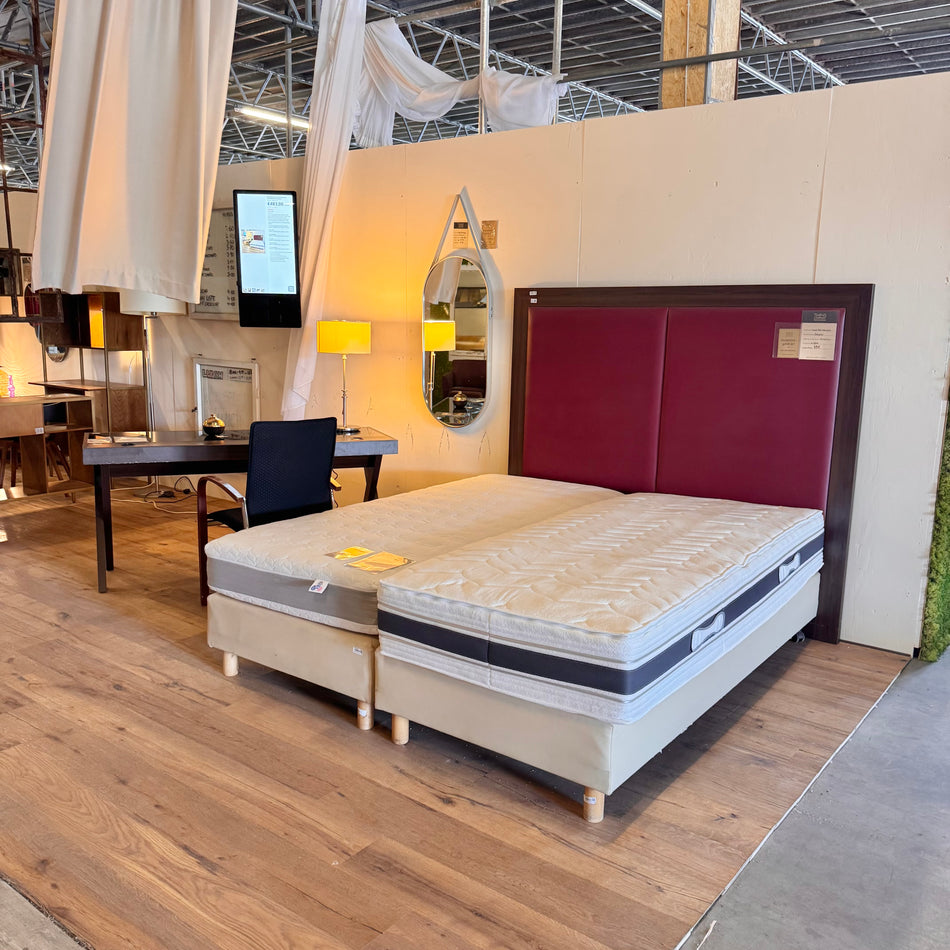 Komplettzimmer mit Einzelbetten & Schreibtisch Twin Zimmer