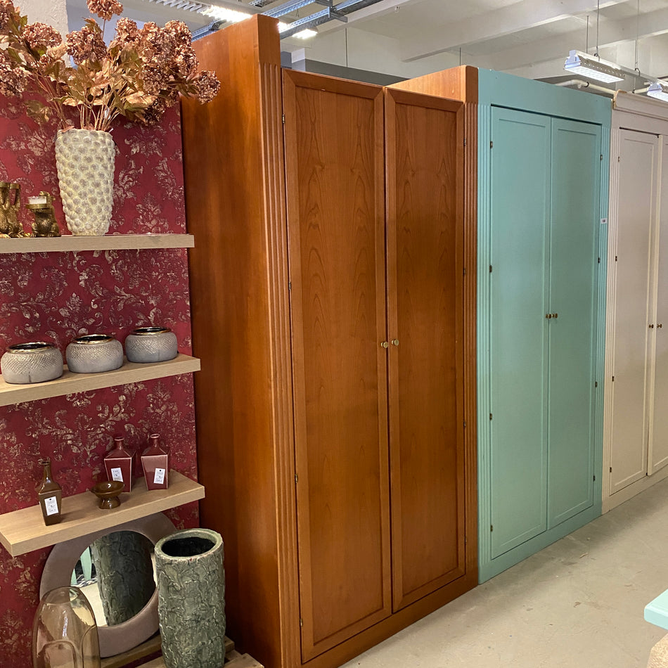 Kleiderschrank Holz Fächer – Schrank gebraucht