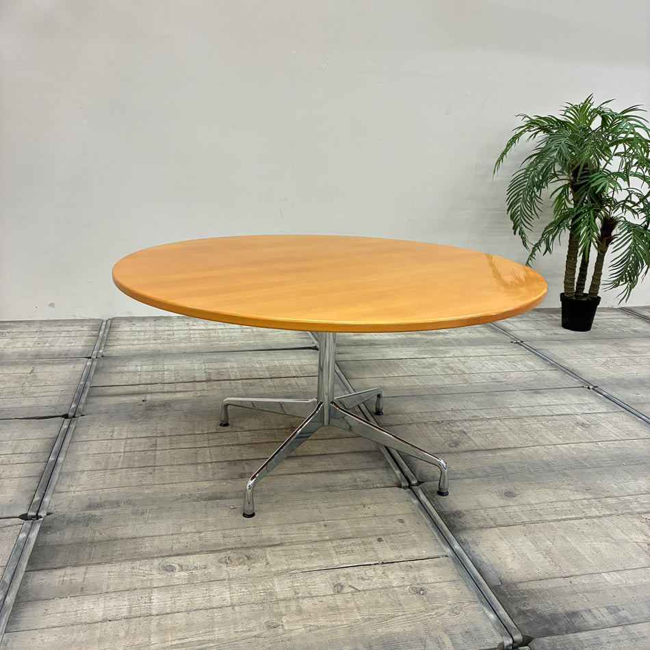 Vitra Eames Segmented Table Konferenztisch Eiche Rund 140cm Design Tisch Gebraucht