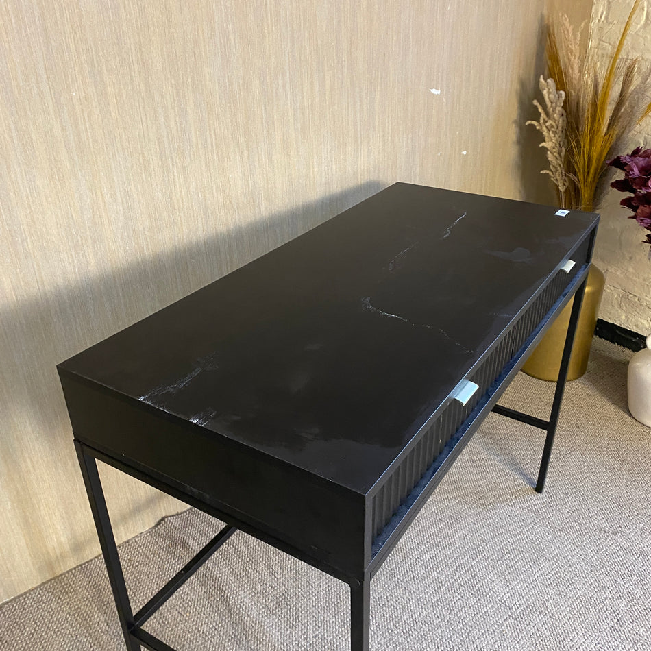 Modernes schwarzes Design-Schreibtisch mit Schublade – stilvoller Arbeitsplatz Tischgebraucht