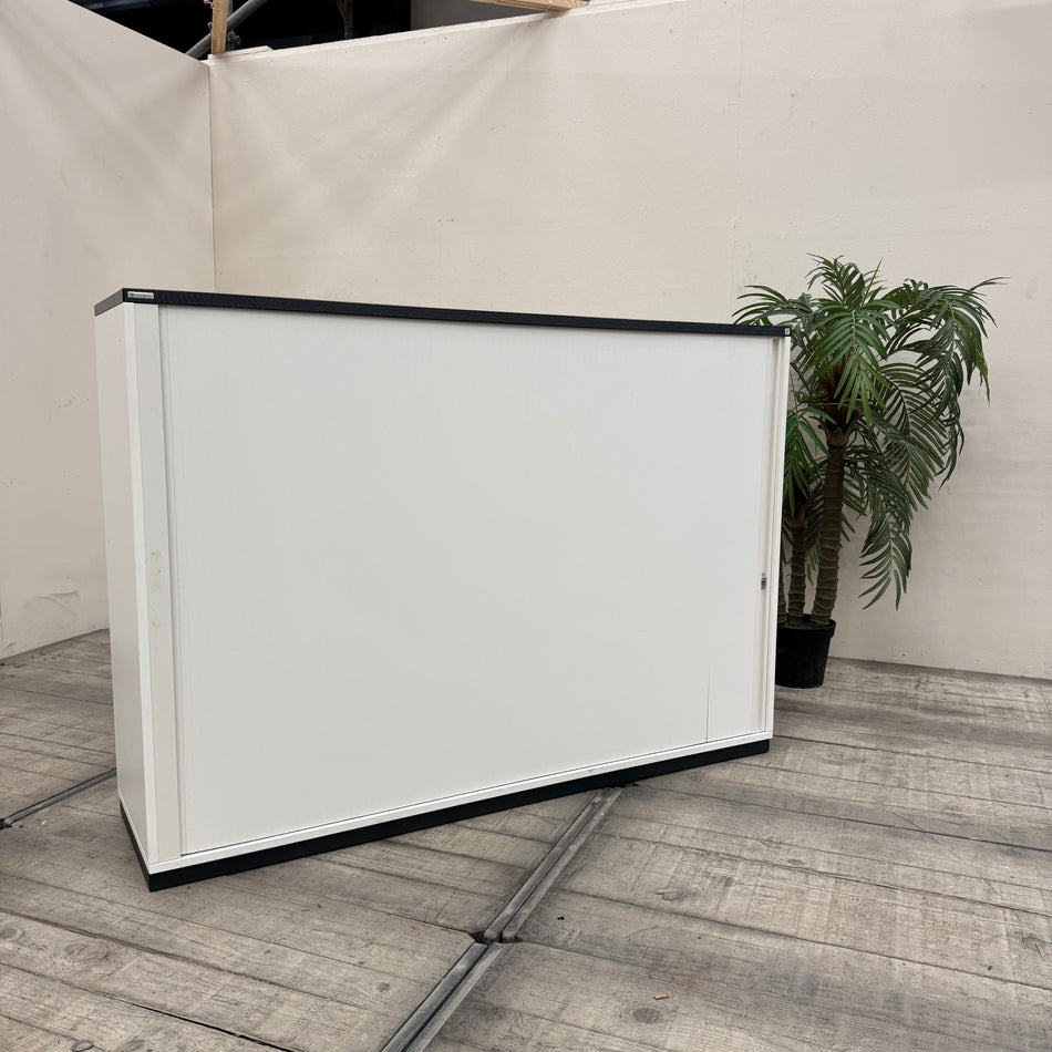 Palmberg Sideboard 160x115 Weiß Schwarz Lamellentür 3OH Büro Schrank Gebraucht