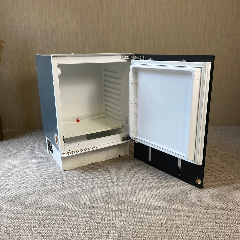Kühlschrank gebraucht schwarz Holz Tür rechts
