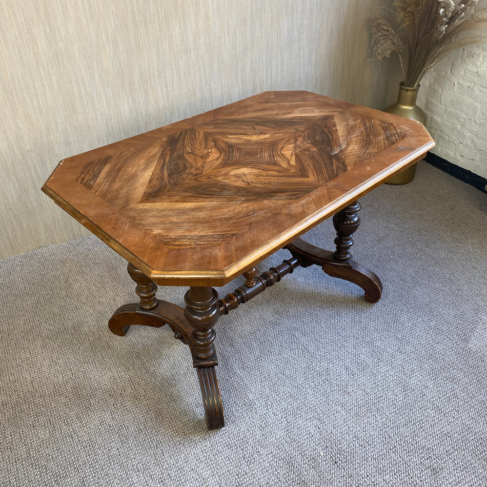 Gründerzeit Esstisch antik Nussbaum Wurzelholz vintage Tisch