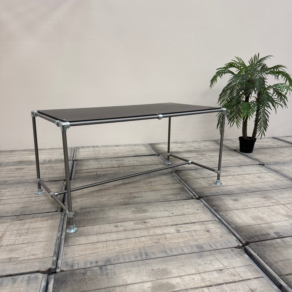 Tisch Schwarz Metall Holz Rundrohr Ladenbau Gebraucht