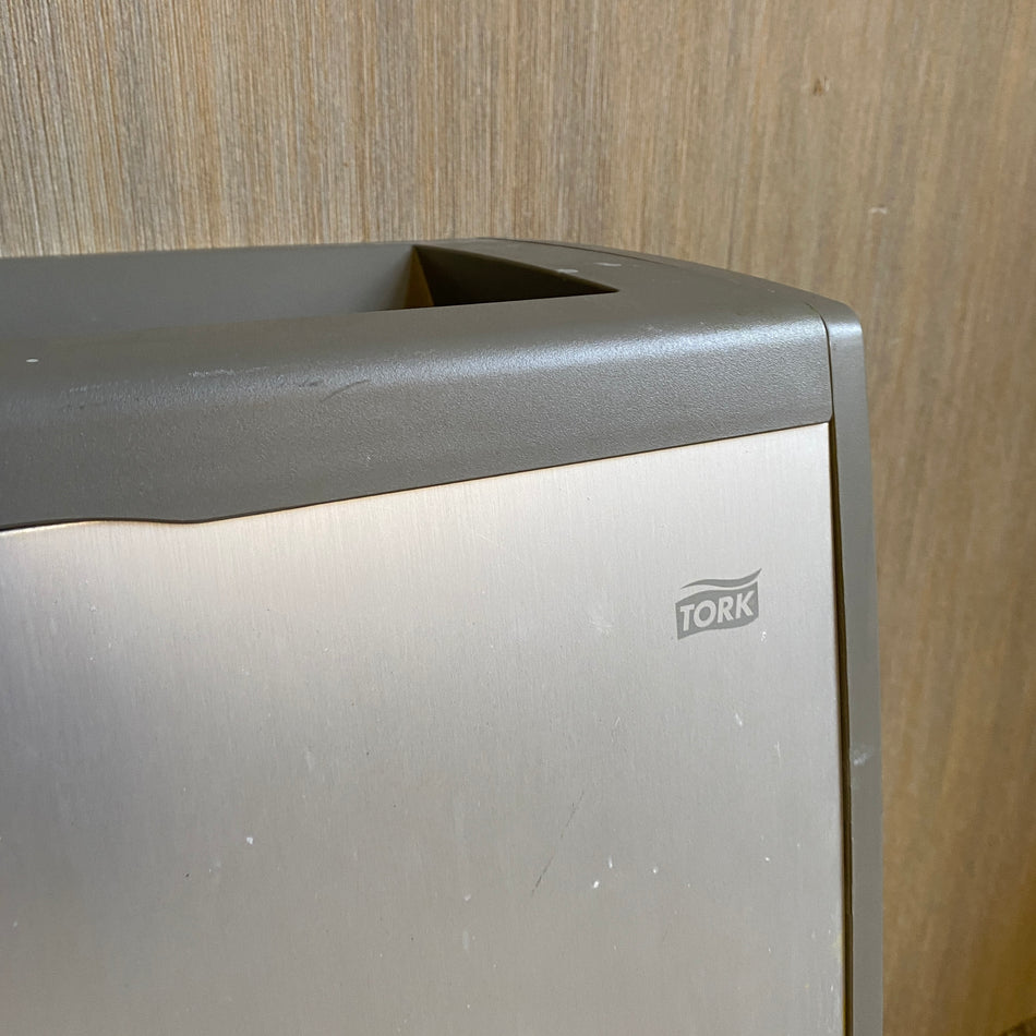 Tork Wandabfallbehälter gebraucht grau Kunststoff