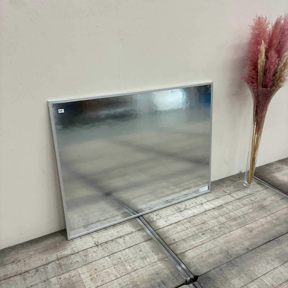 Office furniture 046